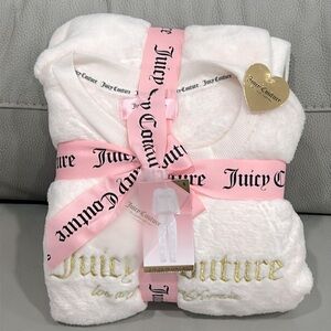 New Juicy Couture Cozy PJ Set